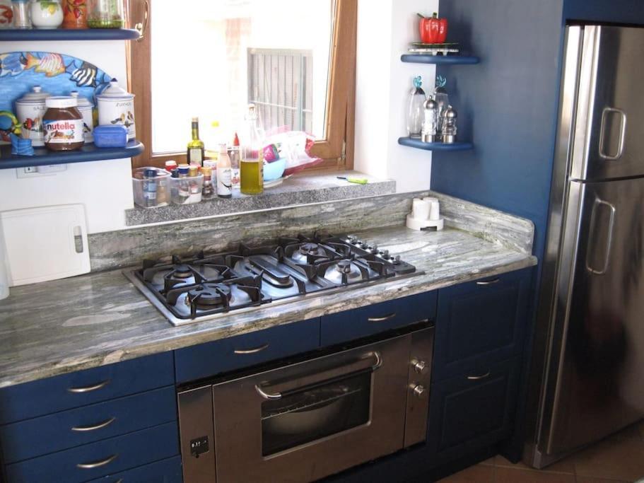 Villa Mit Whirlpool Und Phantastischer Aussicht カポリーヴェリ エクステリア 写真