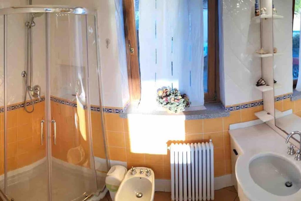 Villa Mit Whirlpool Und Phantastischer Aussicht カポリーヴェリ エクステリア 写真